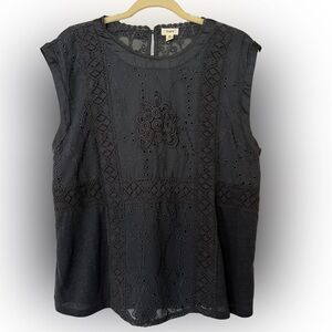 Chic Dark Gray Lace Detail Sleeveless Blouse